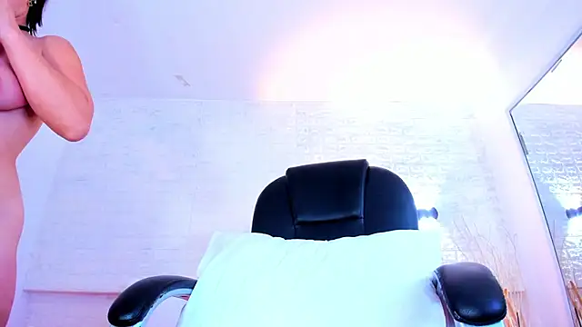 millie_brown21 webcam