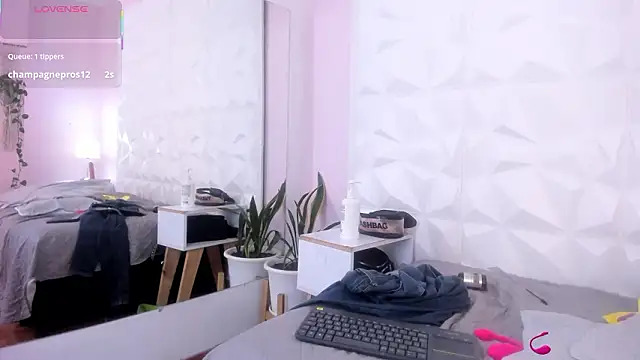 sofia__rivera (F young) - 💥a very creamy orgasm