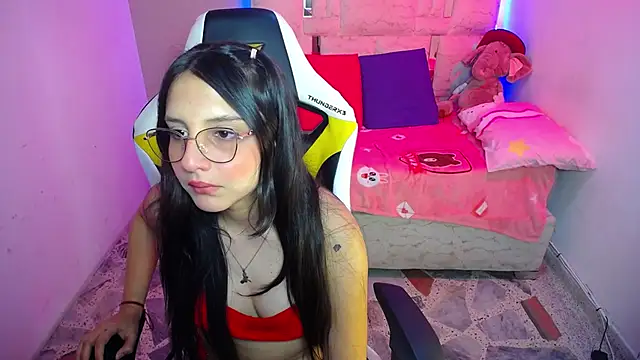 little_bubu (F teen) - ⭐SPANK MY ASS 🍑🖐🏽