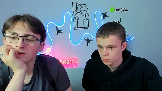 veldi_to (M twink) - 3 slaps on the bare bottom