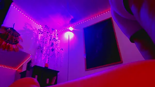 sweet_lenna (F young) - Caress your beautiful body