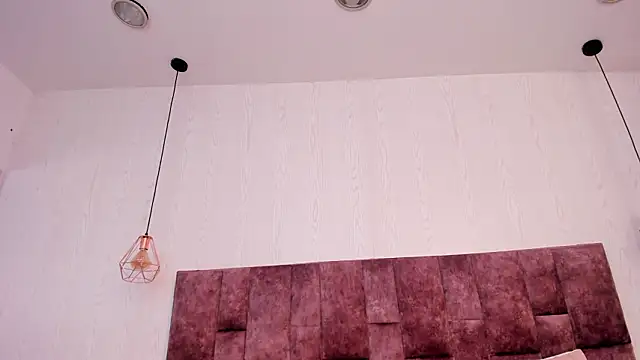 alanaahell (F teen) - 🍑CLOSE UP PUSSY+ FINGERING ✨🔥