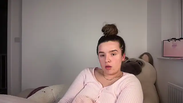 maisiesmithx - Maisiesmithx's free webcam - UK Sex Cams