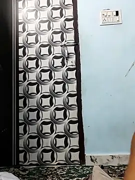 Webcam Model (Sania-Love)  is live.Free join now!