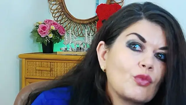 ellengrace (F milf) - Tip, laugh, blush,  cum, repeat!