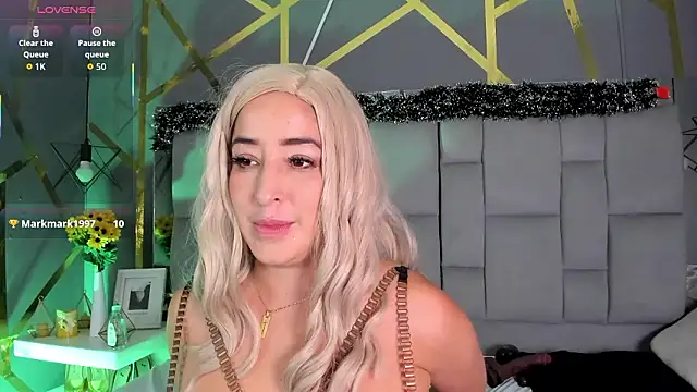 alicesteel12 (Ask my age) - make me love you  squirt