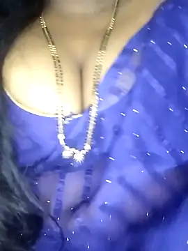 divyahoty (F young) - Full nude and pussy fingaring 10 mins