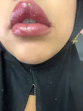 zahra_jalid (F young) - 💦💦fingers in my pussy💦💦