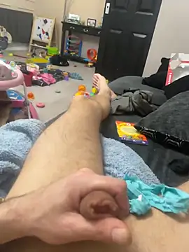 kinkycouple142 (M young) - Toy ass