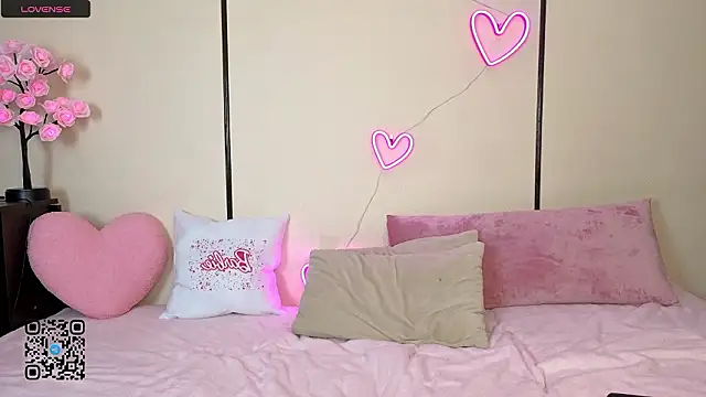 striploves (F teen) - doggy oil ass