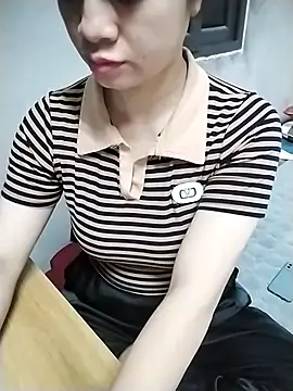 mie_rose (F young) - Close show pussy