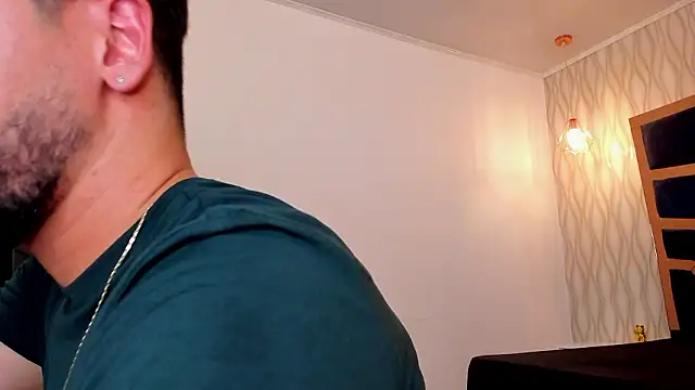 petesevans (M young) - Cumshow :devil: lush on