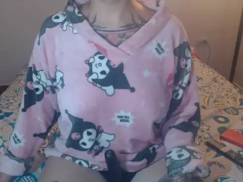 Tattoodreams_lucy webcam