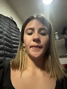 andrea_19blonde (F young) - Sucking a client's cock