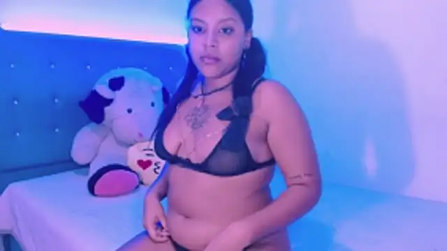 ladypussy69 webcam