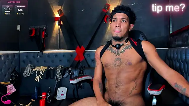 diego_wicked - DIEGO_WICKED's free webcam - UK Sex Cams