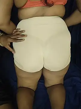 SEXYY_TRANSY_WITH_GIRL webcam