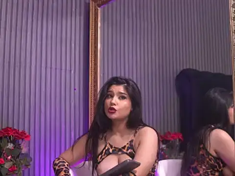 keylanoir - KeylaNoir's free webcam - UK Sex Cams