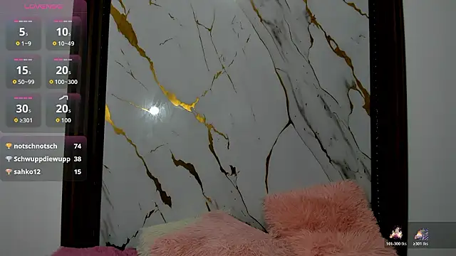 scarlet_0limit_ webcam