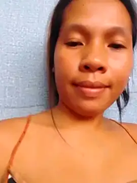 HotNaughtyGirl23 webcam