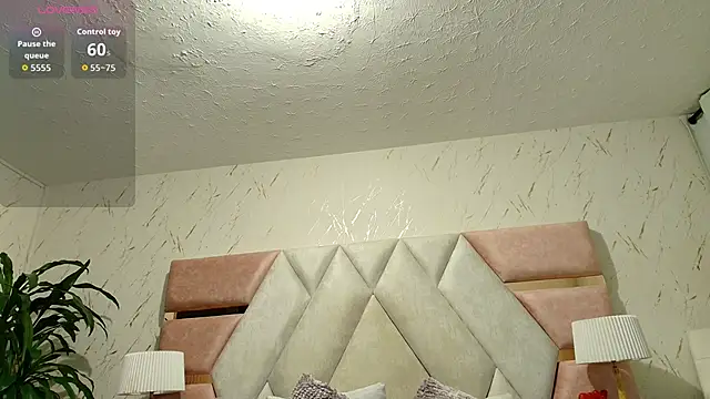 NatashaRoss_t webcam