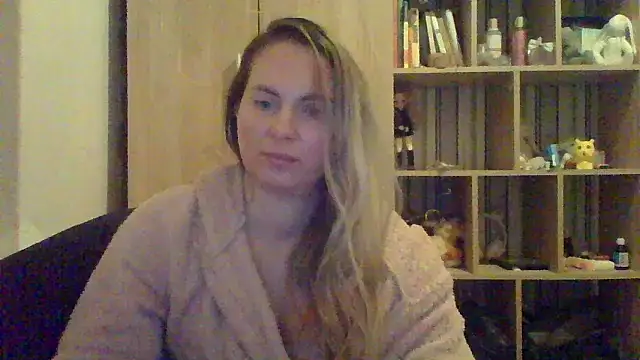 vikilove765 - VikiLove765's free webcam - UK Sex Cams