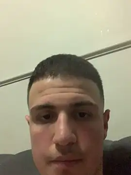 menboyxx (M twink) - Top 1 olma yolunda