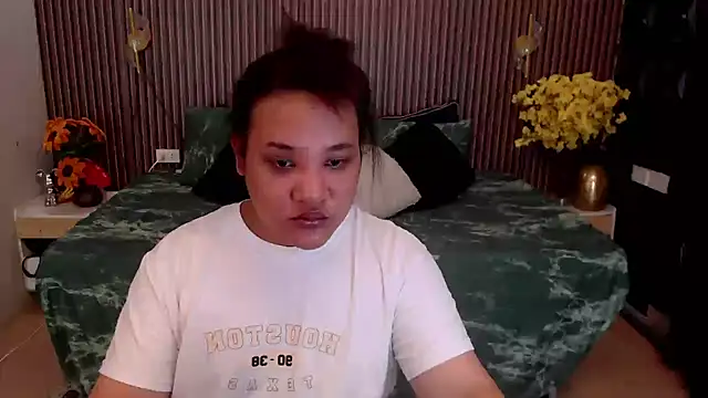 hotcum_ella (Ask my age) - BIGCUMSHOT