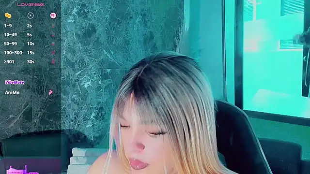 Live sex cam of Emmaa_Saenz_