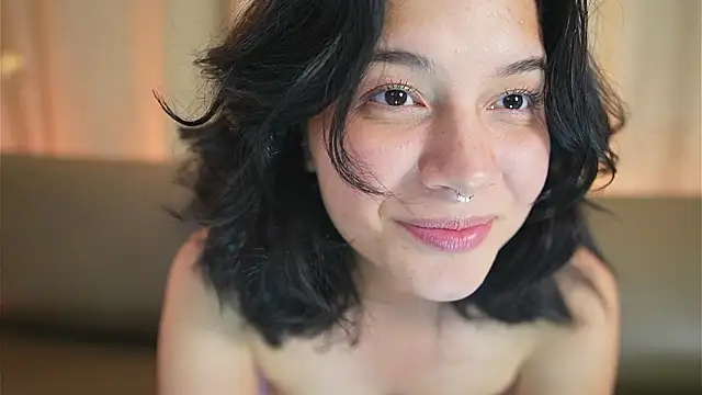 alexiaclark7 - AlexiaClark7's free webcam - UK Sex Cams