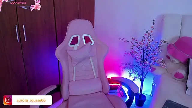 aurora_rousse webcam