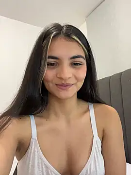 Cat2525 Live Webcam on Stripchat