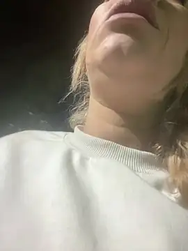 viktoria_davis_ webcam