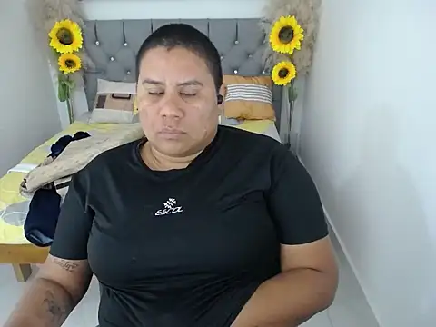 hotlesby_valery webcam