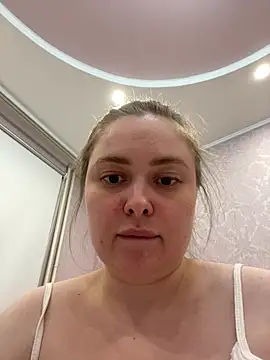 denimilkyyyyy - DeniMilkyyyyy's free webcam - UK Sex Cams