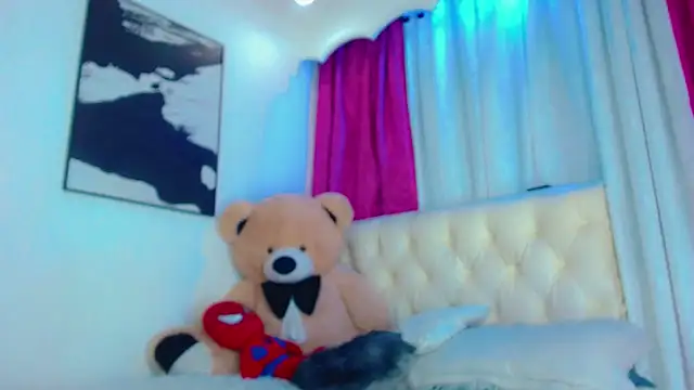 Julia_Bulette1 webcam