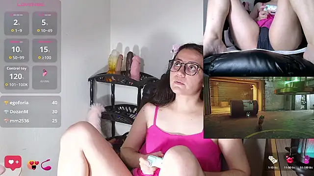 sobresalinaa (F young) - tirar shortinho