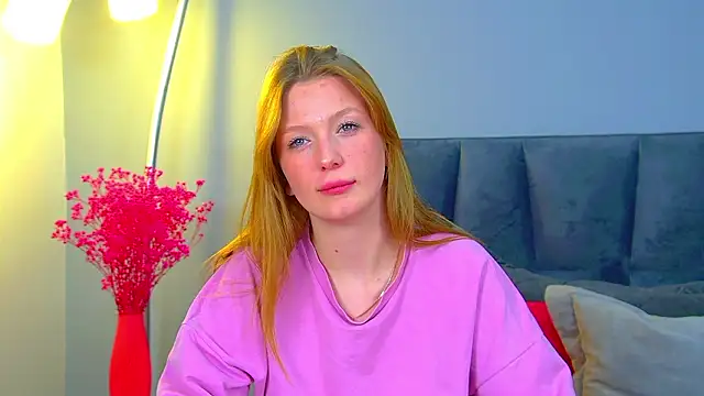 BeatriceBinoche webcam