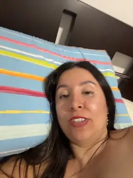 emely_sexx20 webcam