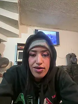 MichelleDiaz_Pink webcam