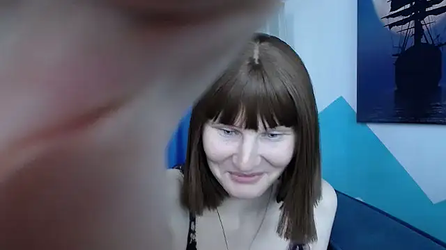 cornflower_mm - Cornflower_mm's free webcam - UK Sex Cams