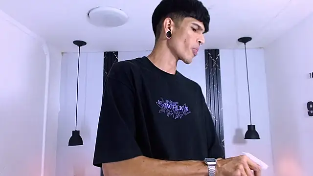 franvill_trato - Franvill_Trato's free webcam - UK Sex Cams