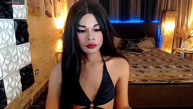 EllahEmperialTS webcam