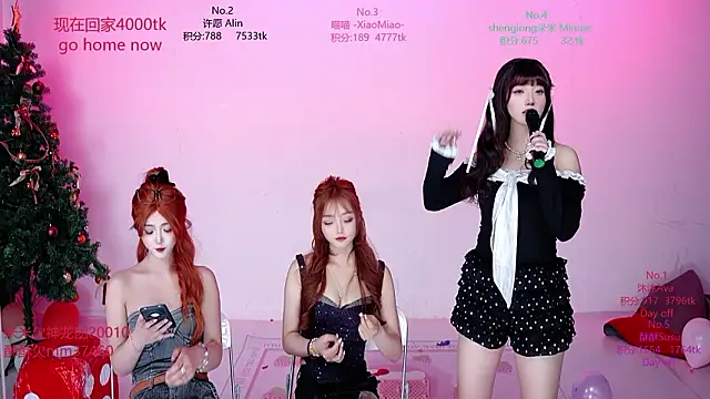 CM---002 Live Webcam on Stripchat