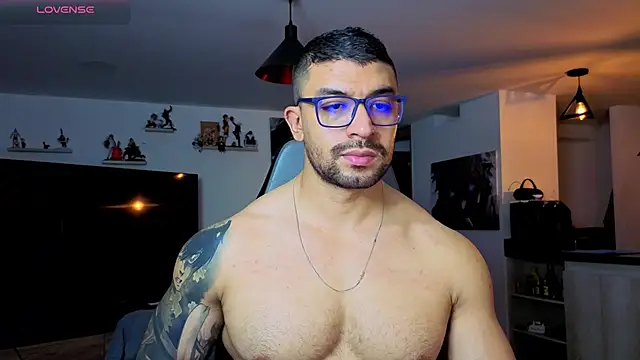 Michael_Diamond webcam