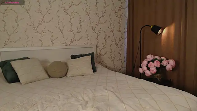 ly_lydia - Ly_lydia's free webcam - UK Sex Cams