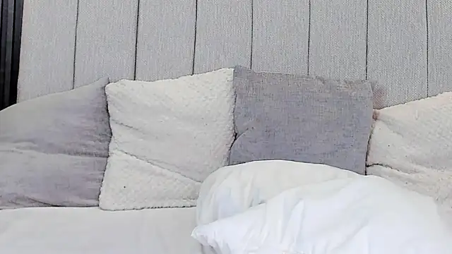 GiannaColling1 webcam