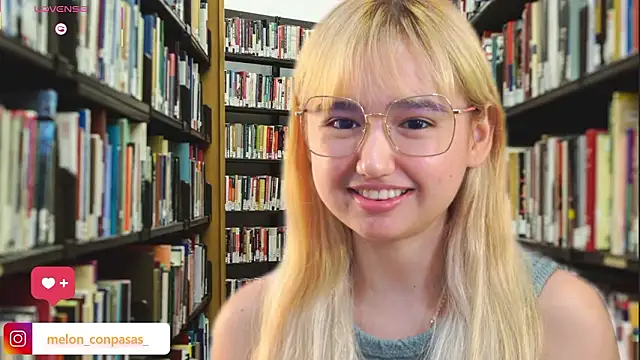 pinkie_princes (F young) - 🥰Pussy massage in panties🥰