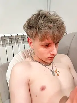 and25bn - And25bn's free webcam - UK Sex Cams