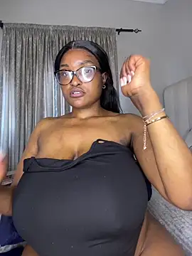 Bustygoddess32 webcam